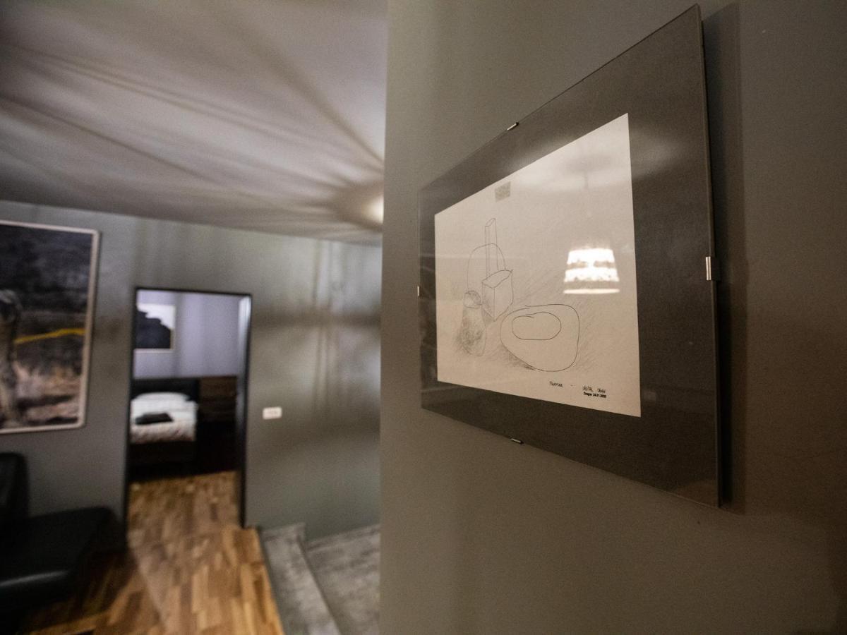 Maison De L'Amour Brebu Nou Экстерьер фото