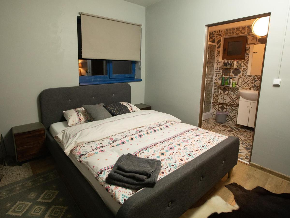 Maison De L'Amour Brebu Nou Экстерьер фото