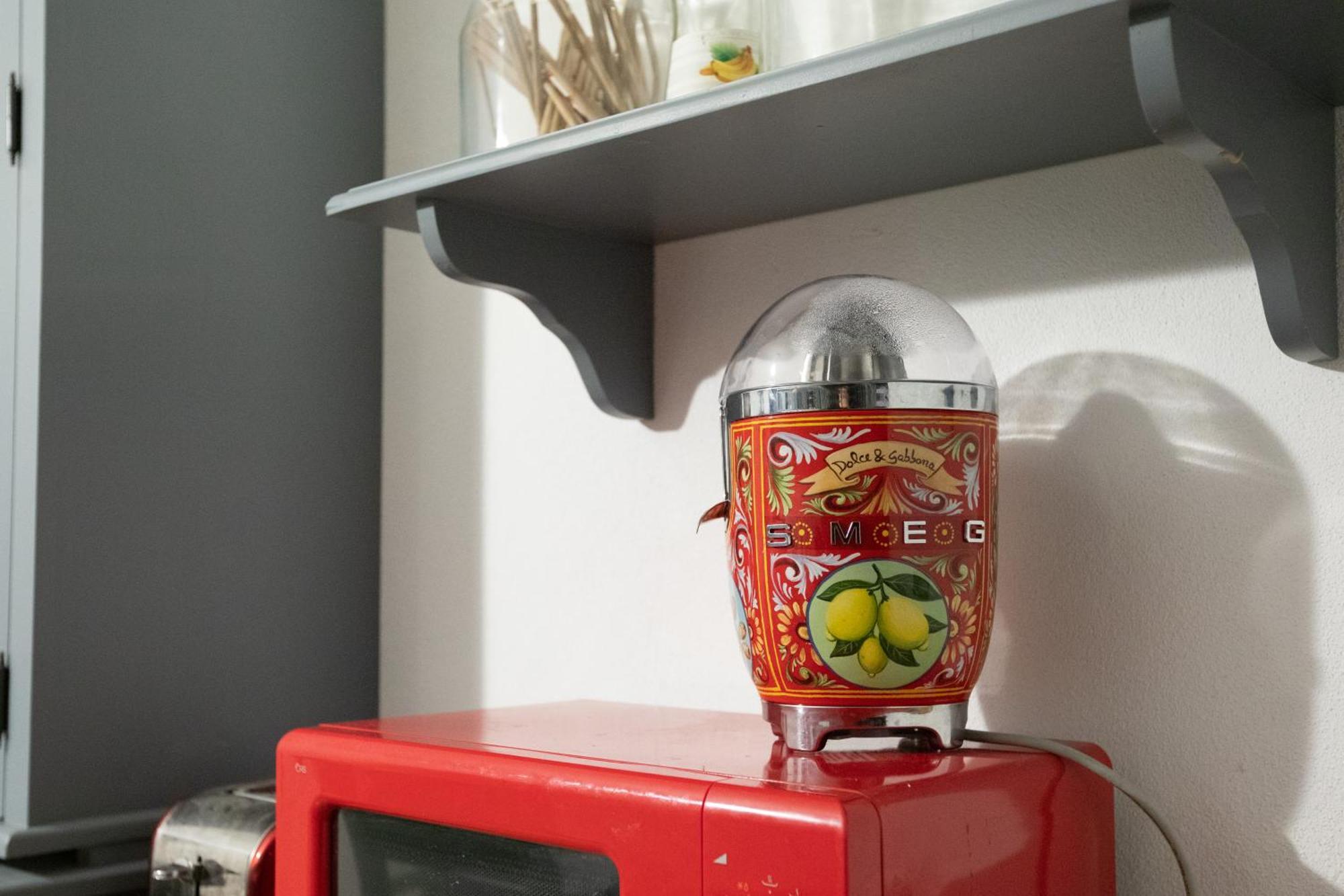 Maison De L'Amour Brebu Nou Экстерьер фото