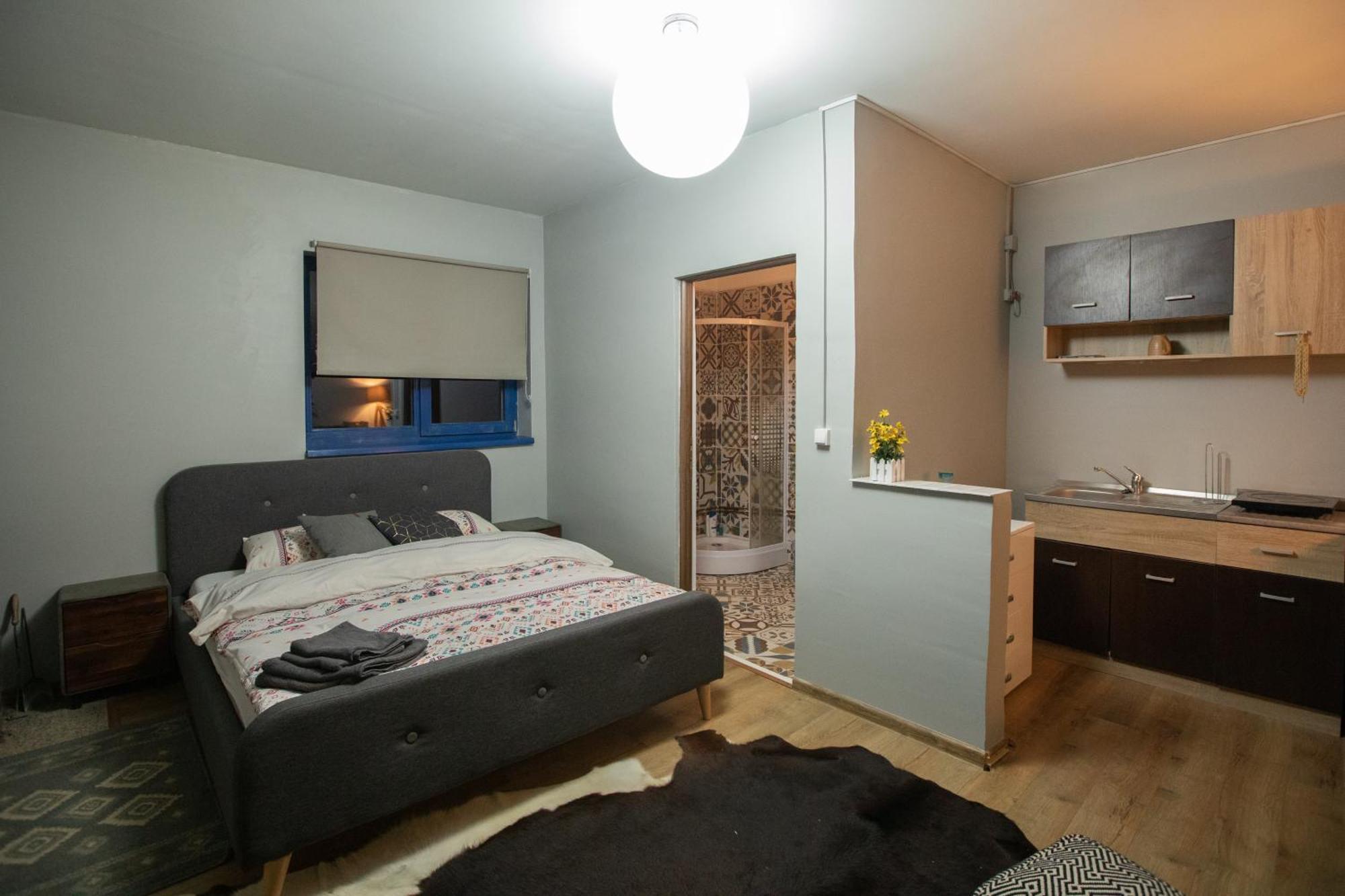 Maison De L'Amour Brebu Nou Экстерьер фото