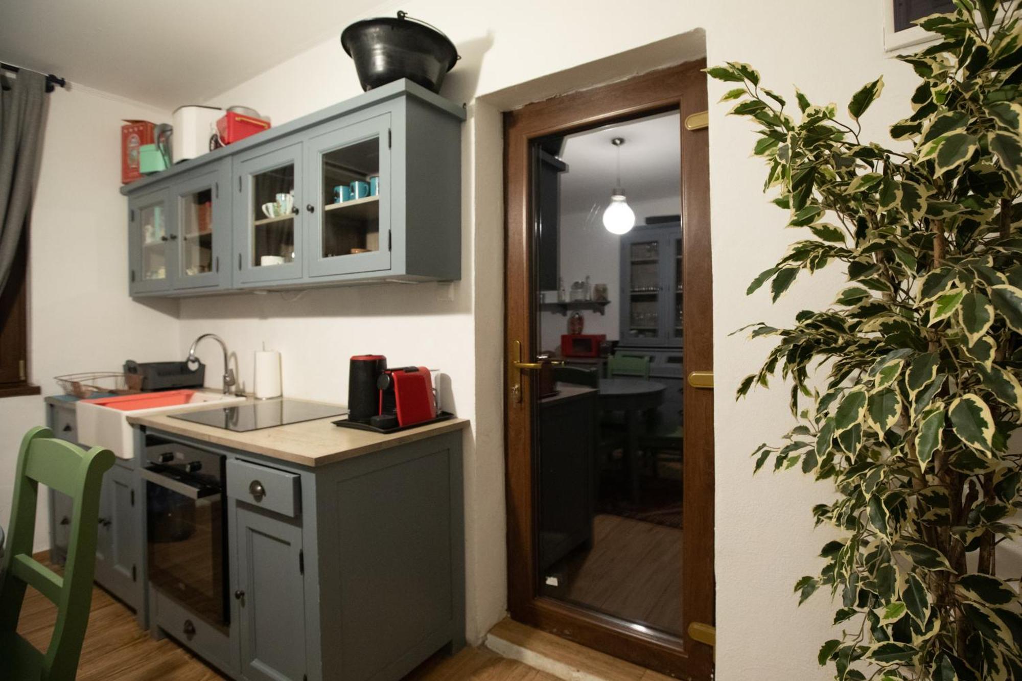 Maison De L'Amour Brebu Nou Экстерьер фото