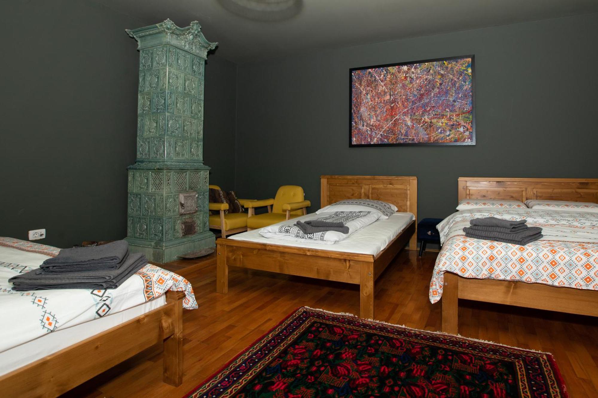 Maison De L'Amour Brebu Nou Экстерьер фото