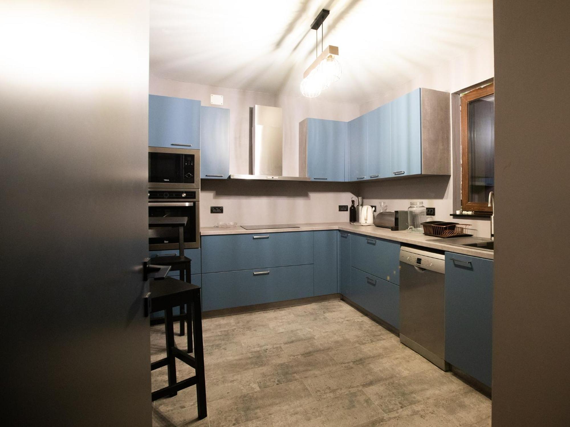 Maison De L'Amour Brebu Nou Экстерьер фото